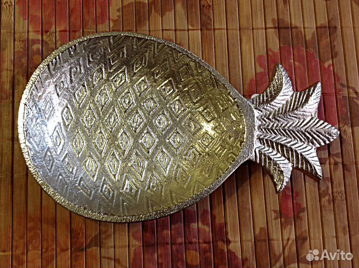 Сервировочная форма Ананас