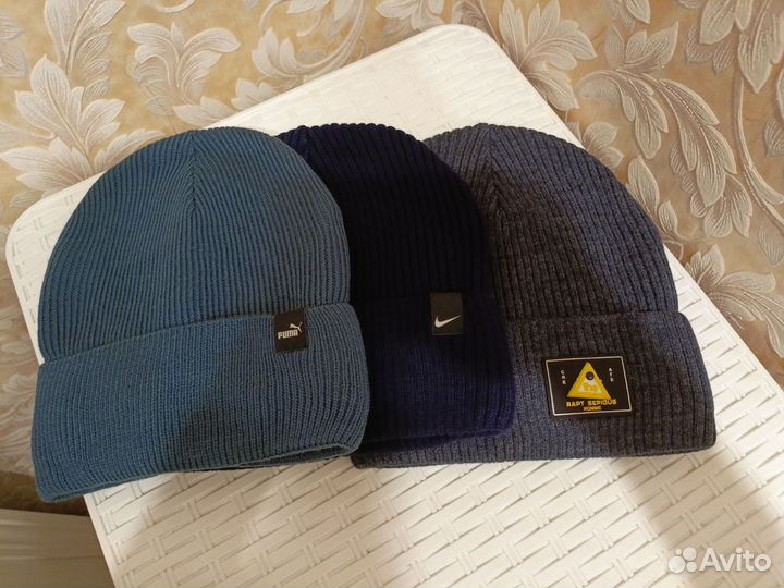 Вязаная шапка мужская