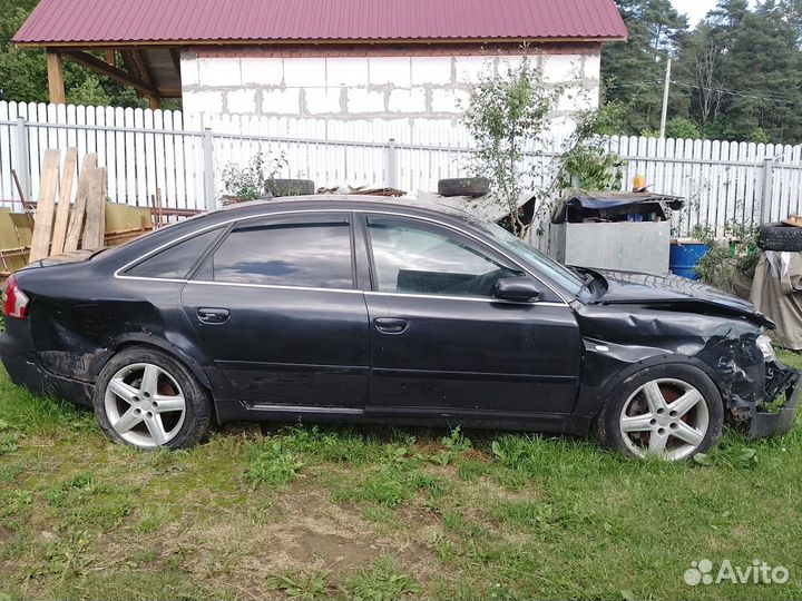 Audi A6 2.5 AT, 2003, битый, 230 000 км