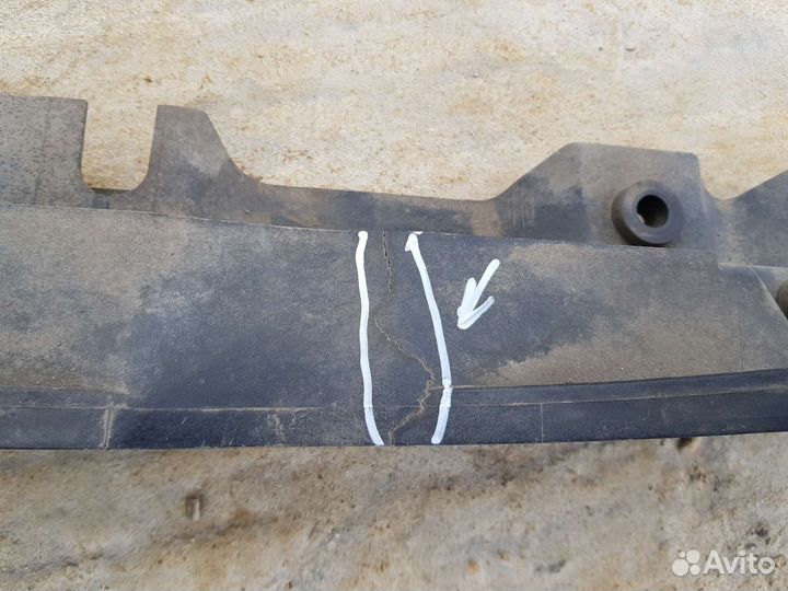 Диффузор радиатора Citroen C4 B7