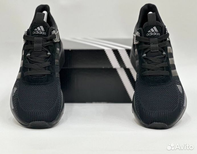 Кроссовки adidas