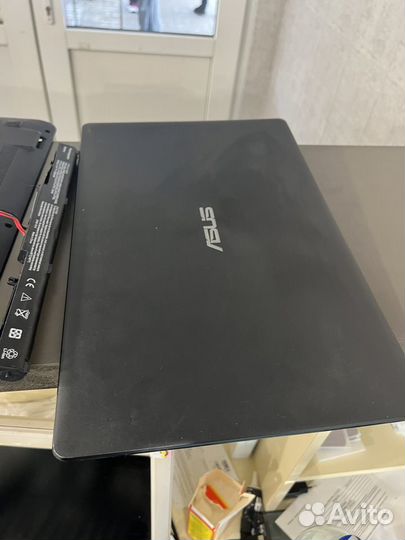 Asus x550D разбор, корпус, аккумулятор