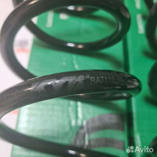 Пружина задняя Audi Q3 8UB, 8UG Quattro 2011