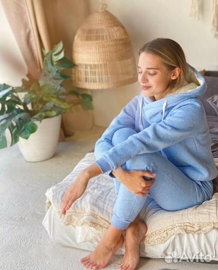 Костюм на флисе женский новый