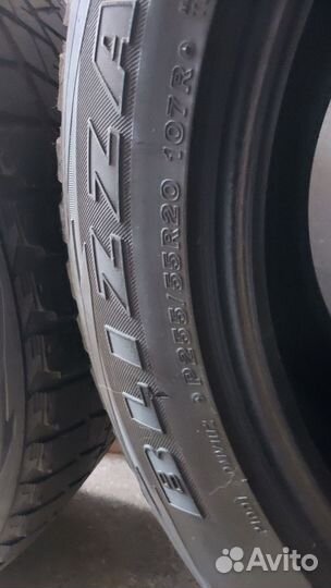 Bridgestone Blizzak LT 255/55 R20