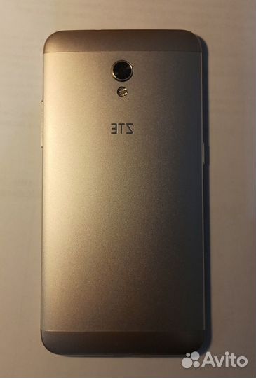 ZTE Blade V7, 2/16 ГБ