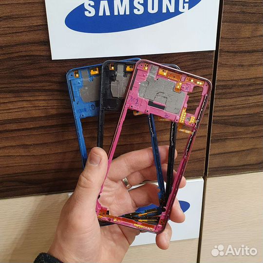 Задняя крышка Samsung A7-2018 оригинал 100