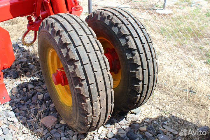 Плуг Минский Завод Шестерен 4-5 корп. (ПО-(4+1)-40), 2017