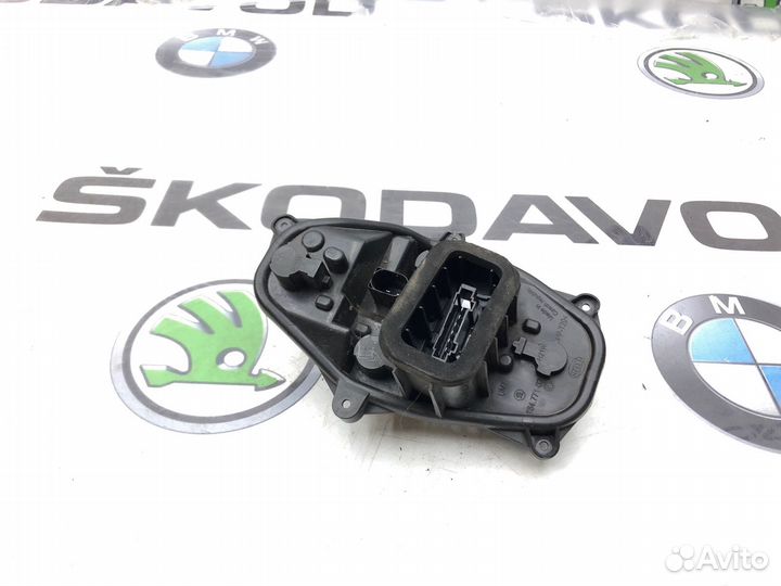 Плата заднего фонаря правая Skoda Octavia A7 (5E)