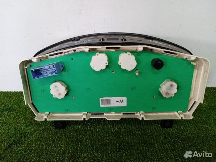 Панель приборов Ford Fusion UAV 1 2007