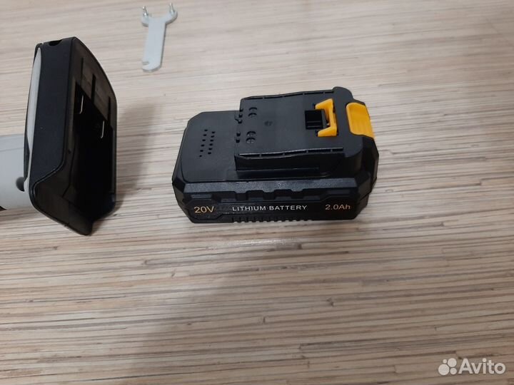 Аккумуляторный ушм deko