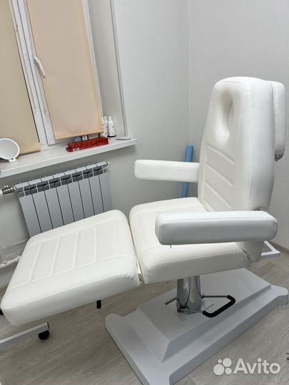 Кресло косметологическое