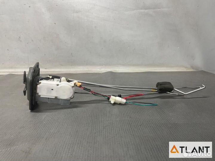 Замок 5-й двери mazda bongo