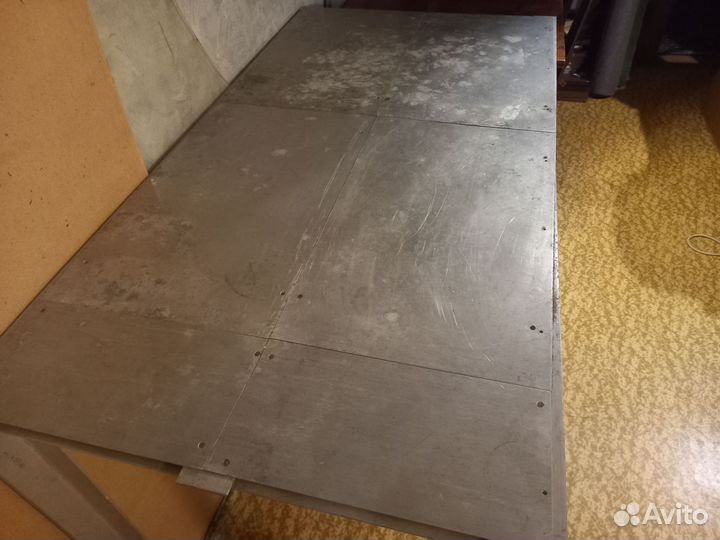 Алюминиевый столик