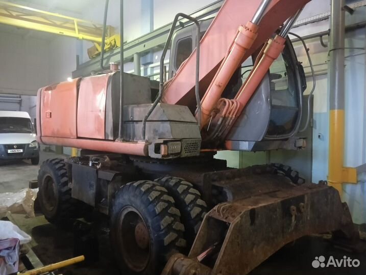 Колёсный экскаватор Hitachi ZX160W, 2006