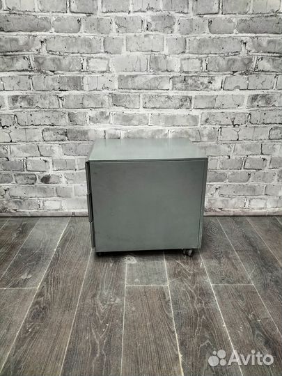 Тумба металлическая