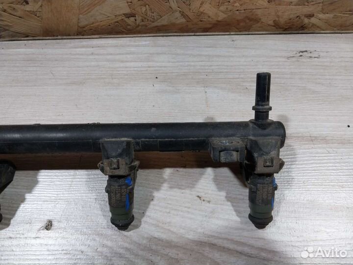 Рампа топливная Renault Symbol 2 форсунки