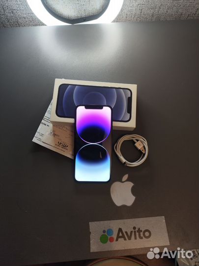 iPhone 12, 64 ГБ