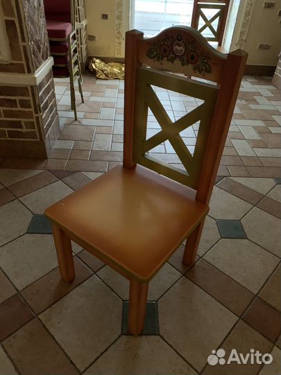 Стол деревянный