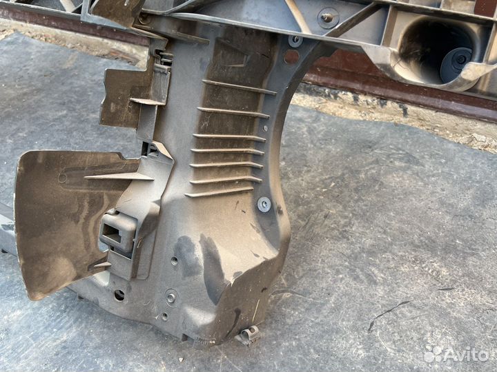 Телевизор(передняя панель) Volkswagen Jetta 5