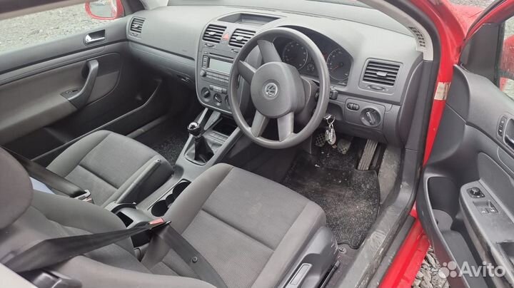 Полка багажника volkswagen golf 5