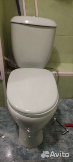 Бачок для унитаза бу