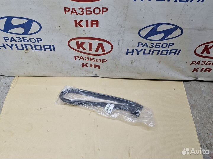 Уплотнитель сдвижной двери левый Hyundai h1