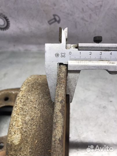 Диск тормозной задний Kia Magentis 2002 г.в