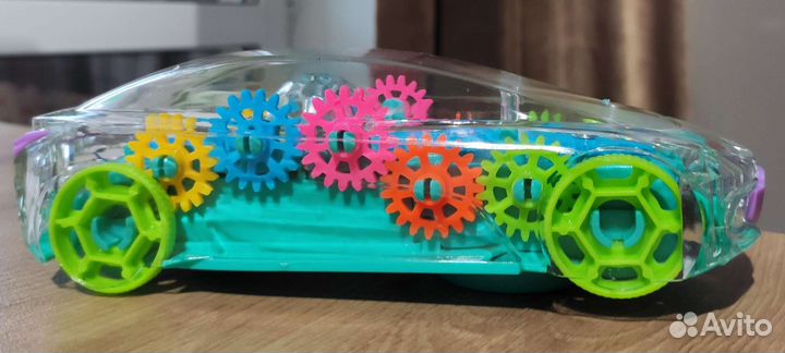 Машинка шестерёнка свет звук