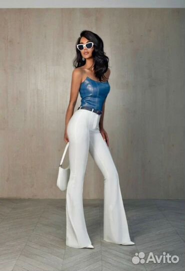 Белые брюки клеш waggon s