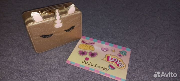 Косметичка с палеткой - чемоданчик для девочки