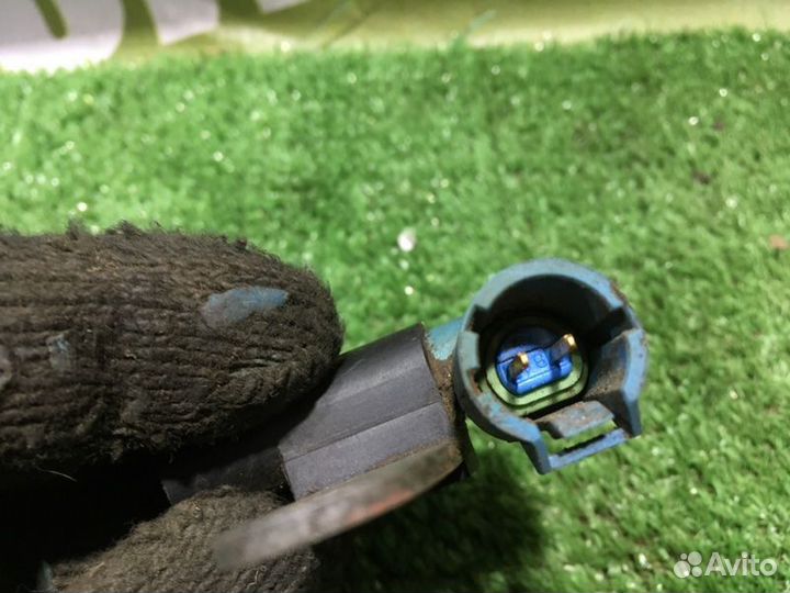 Датчик положения коленвала Renault Logan LS0