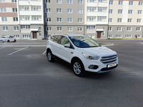 Ford Kuga 2.5 AT, 2018, 109 000 км, с пробегом, цена 1 799 000 руб.