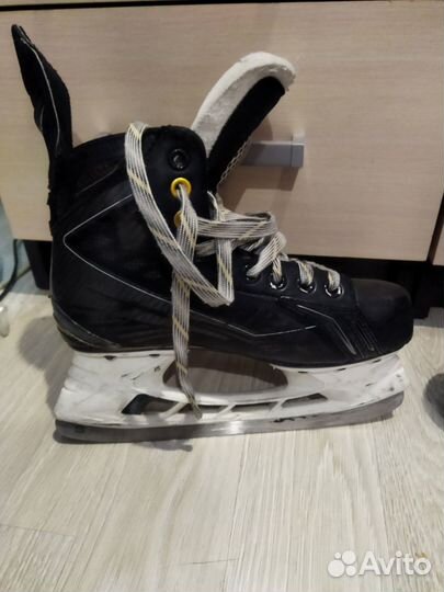 Хоккейные коньки bauer 37,5