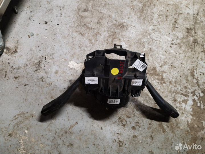 Блок подрулевых переключателей Volkswagen Jetta 5