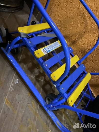 Детские санки на больших колесах