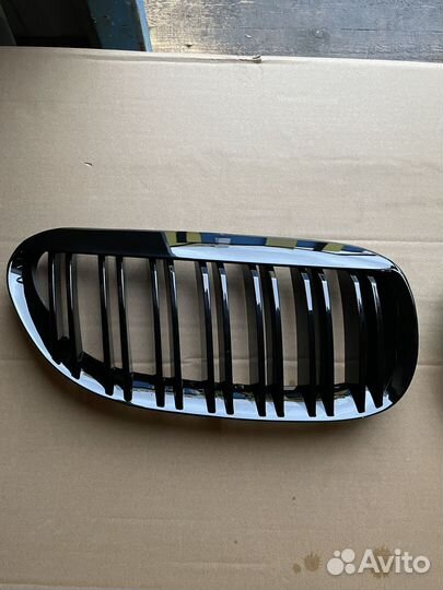 Ноздри решетка радиатора черная BMW 6 E63
