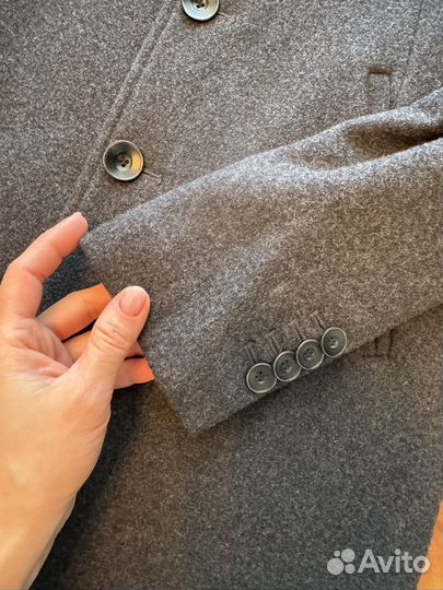 Пальто мужское sisley 42