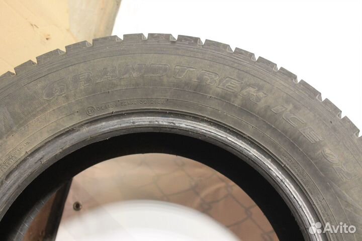 Dunlop Grandtrek Ice 02 225/65 R17