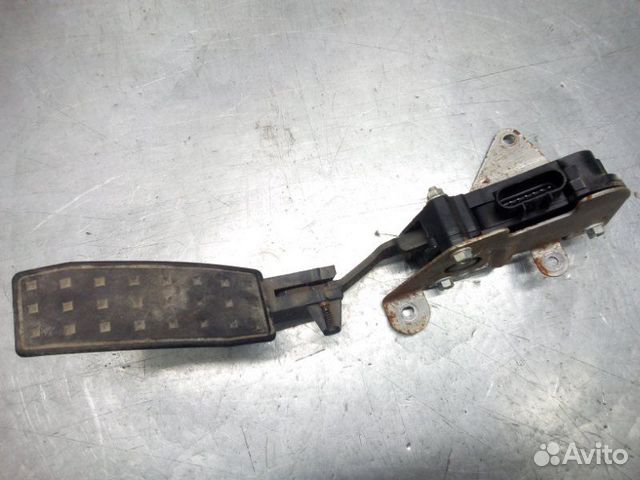 Педаль газа Cadillac Cts 2010