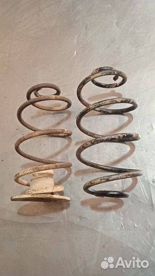 Пружина задняя Opel Astra G 2001