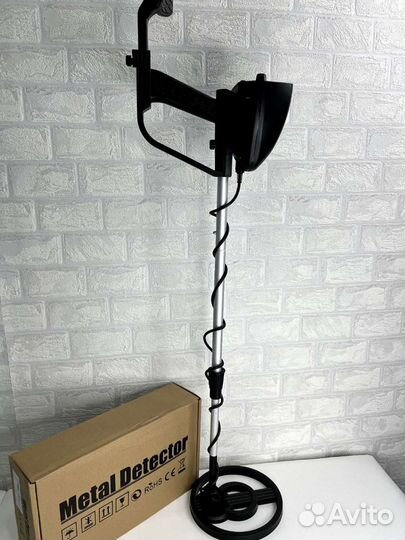 Металлоискатель для поиска металлолома MD4030P