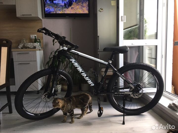 Продам новый вел makinar