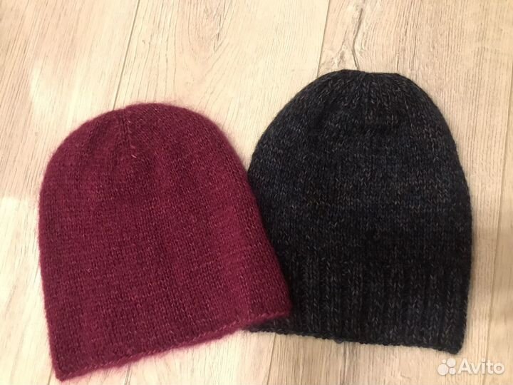 Шапки женские новые, ручная работа