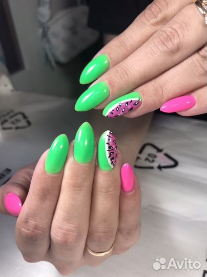 Маникюр педикюр