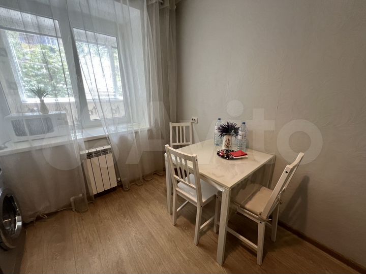 1-к. квартира, 42 м², 2/9 эт.