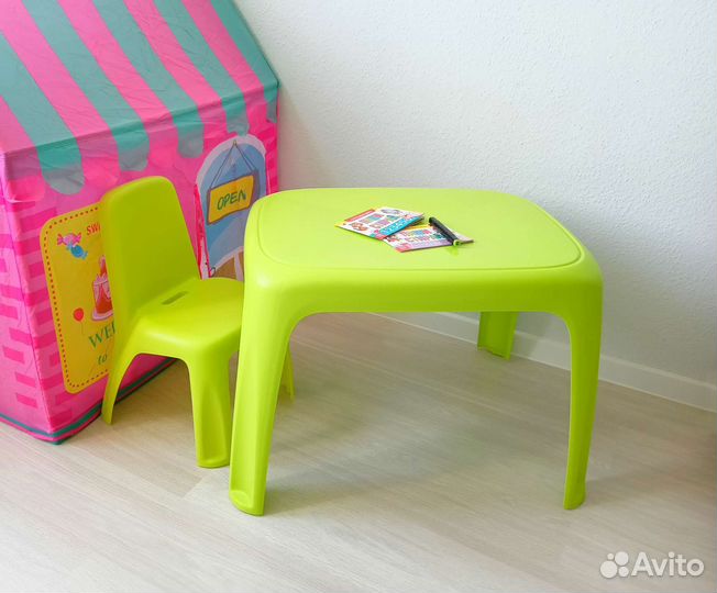 Детский столик со стульчиком