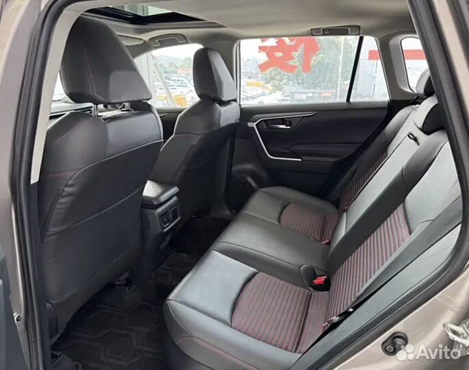 Toyota RAV4 2.5 CVT, 2021, 38 000 км