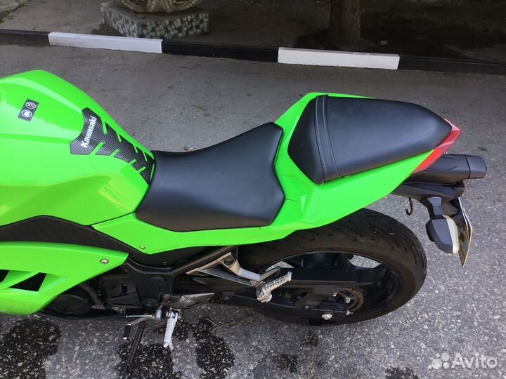 Kawasaki Ninja 300(ABS), EX 300B