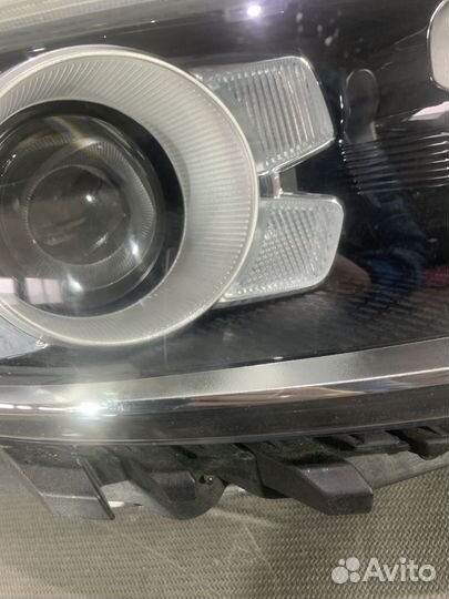 Фара правая Kia Cerato 2018- 92102M6100